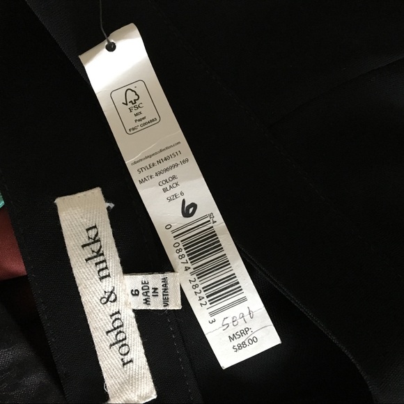 New Robbi & Nikki black asymmetrical skirt - Picture 7 of 7